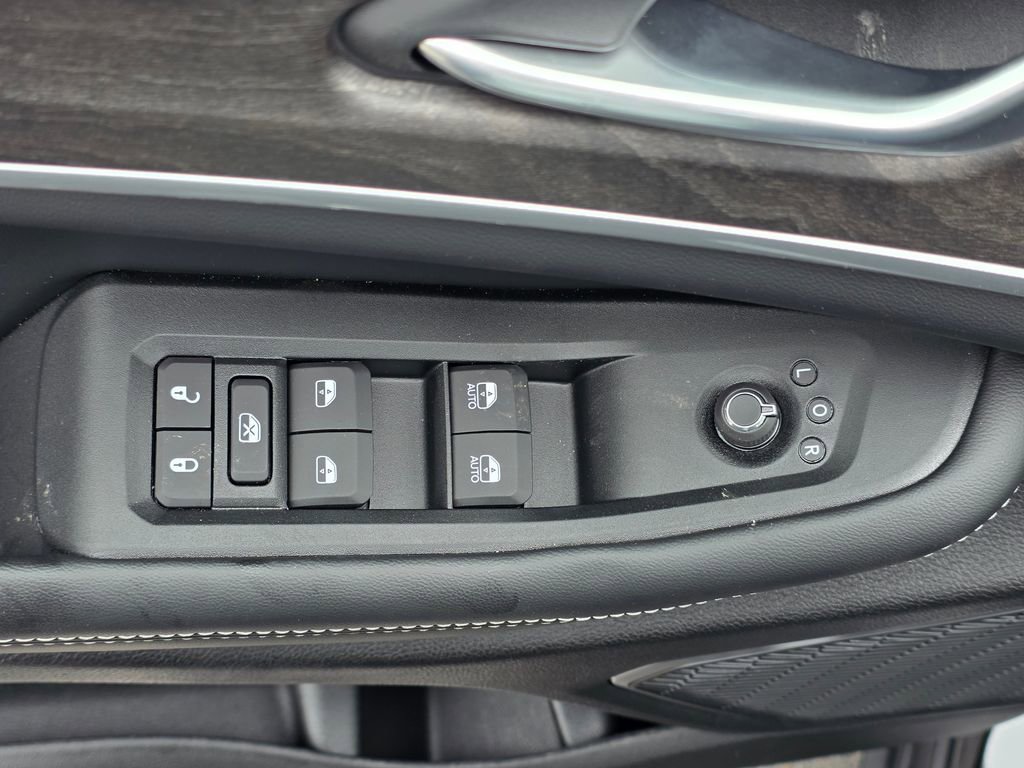 New 2026 Jeep Grand Cherokee Limited image 13