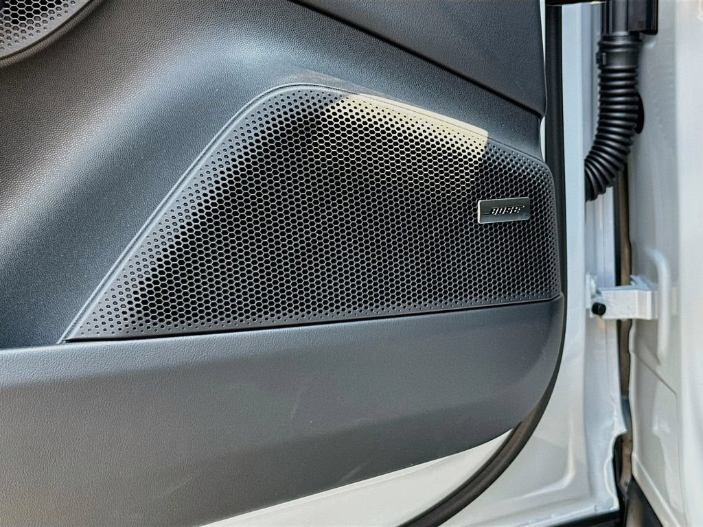 New 2026 Porsche Macan 4 Electric AWD/4WD image 21