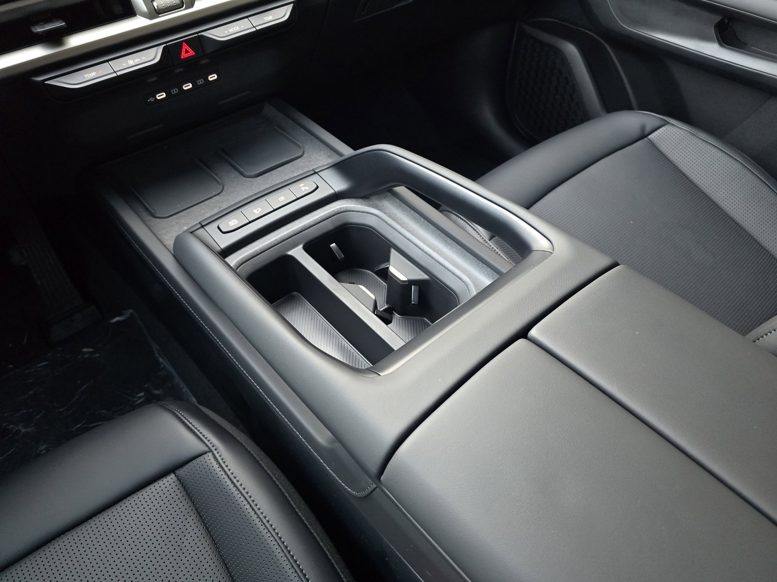 New 2027 Kia Telluride S image 9