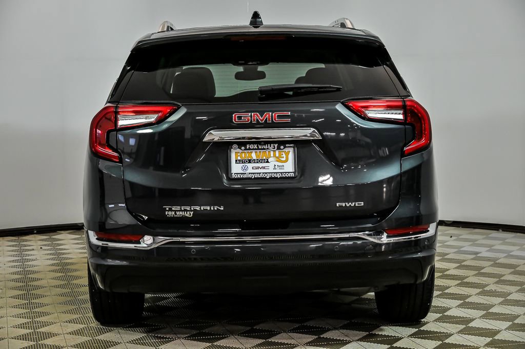 Used 2022 GMC Terrain Denali w/ Denali Premium Package image 6