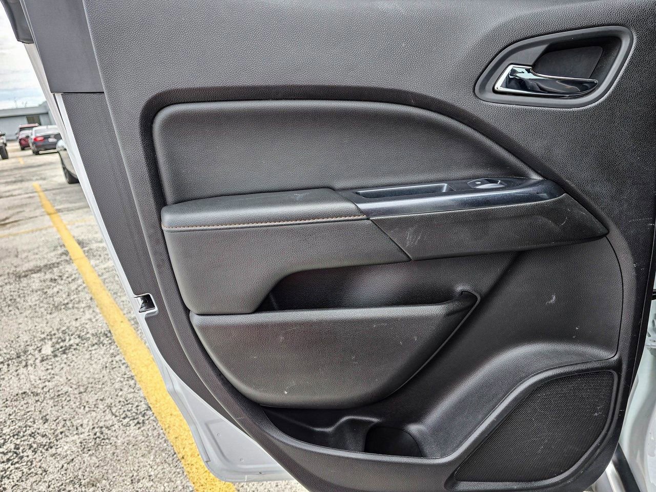 Used 2021 GMC Canyon AT4 image 32