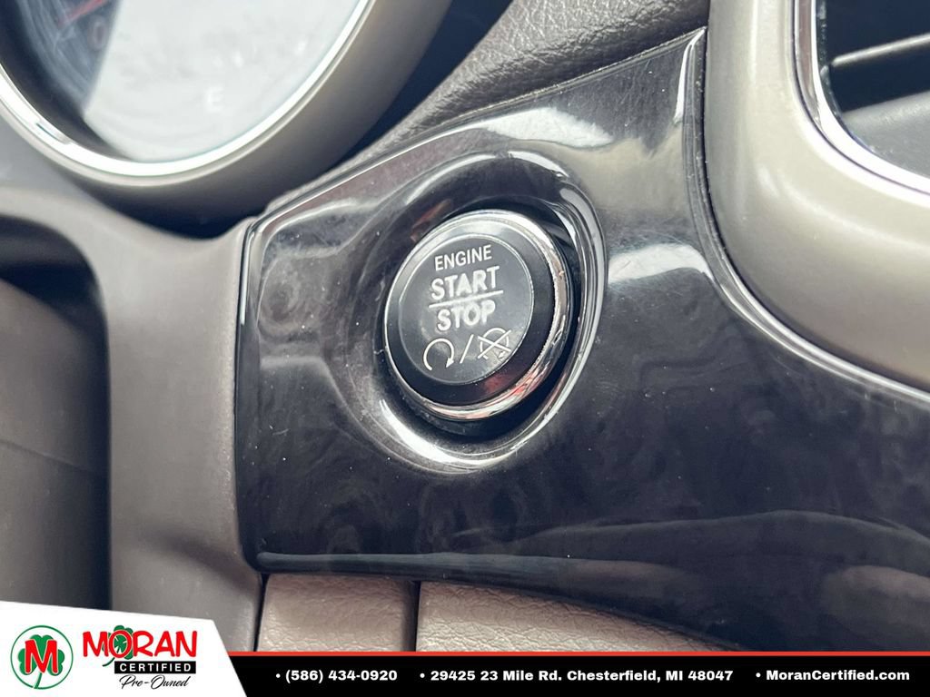 Used 2011 Jeep Grand Cherokee Laredo AWD/4WD image 25