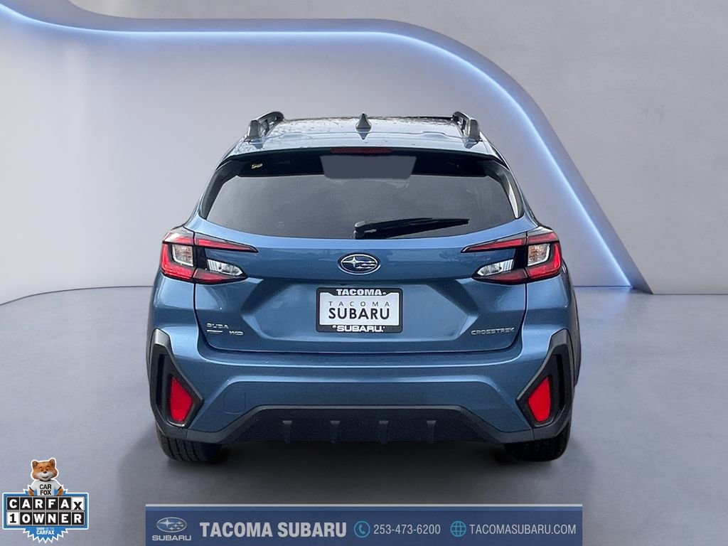 Used 2024 Subaru Crosstrek 2.0i Premium image 4