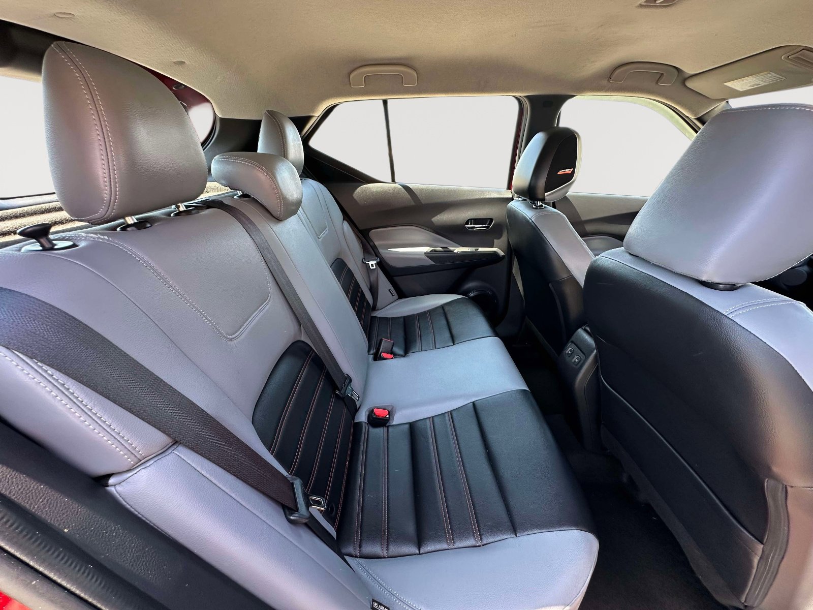 Used 2023 Nissan Kicks SR w/ SR Premium Package image 25