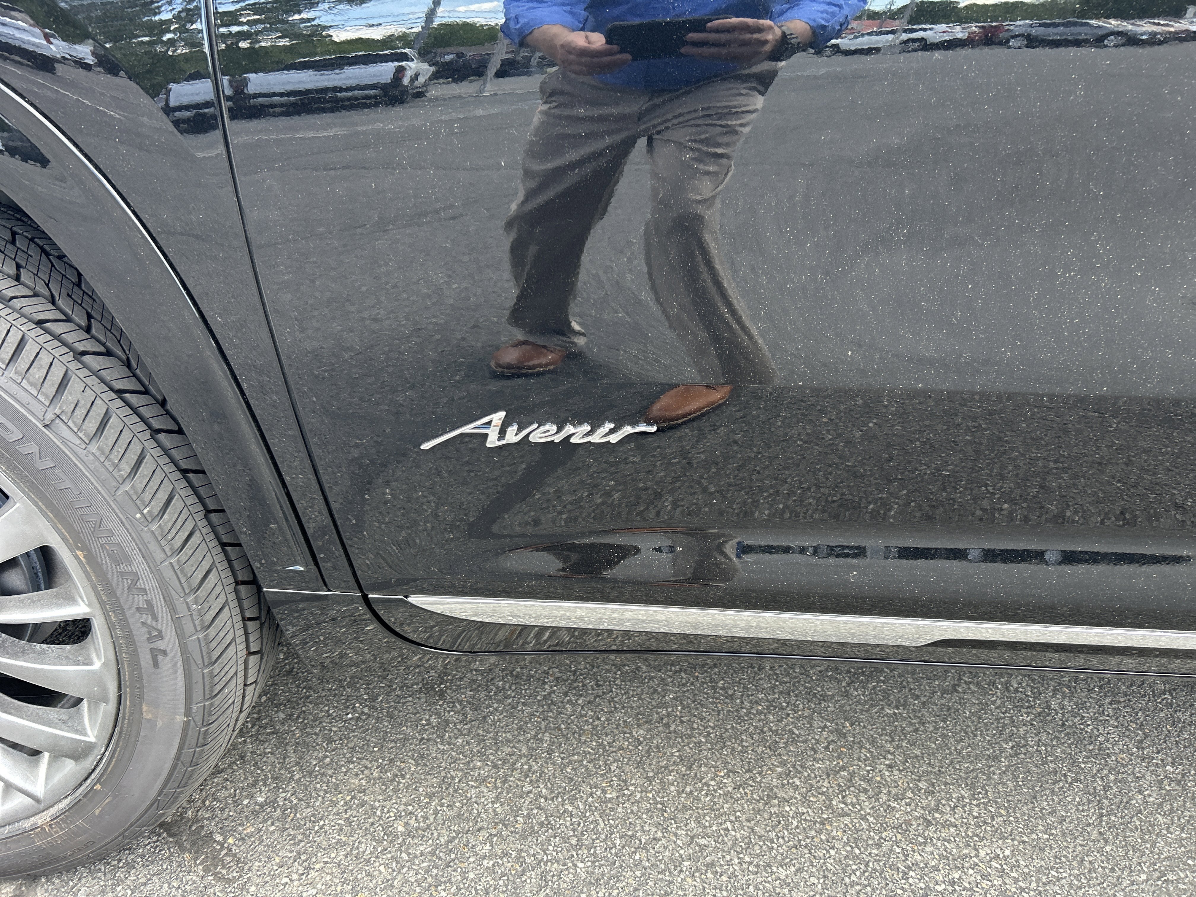 New 2026 Buick Enclave Avenir w/ Super Cruise Package FWD image 3