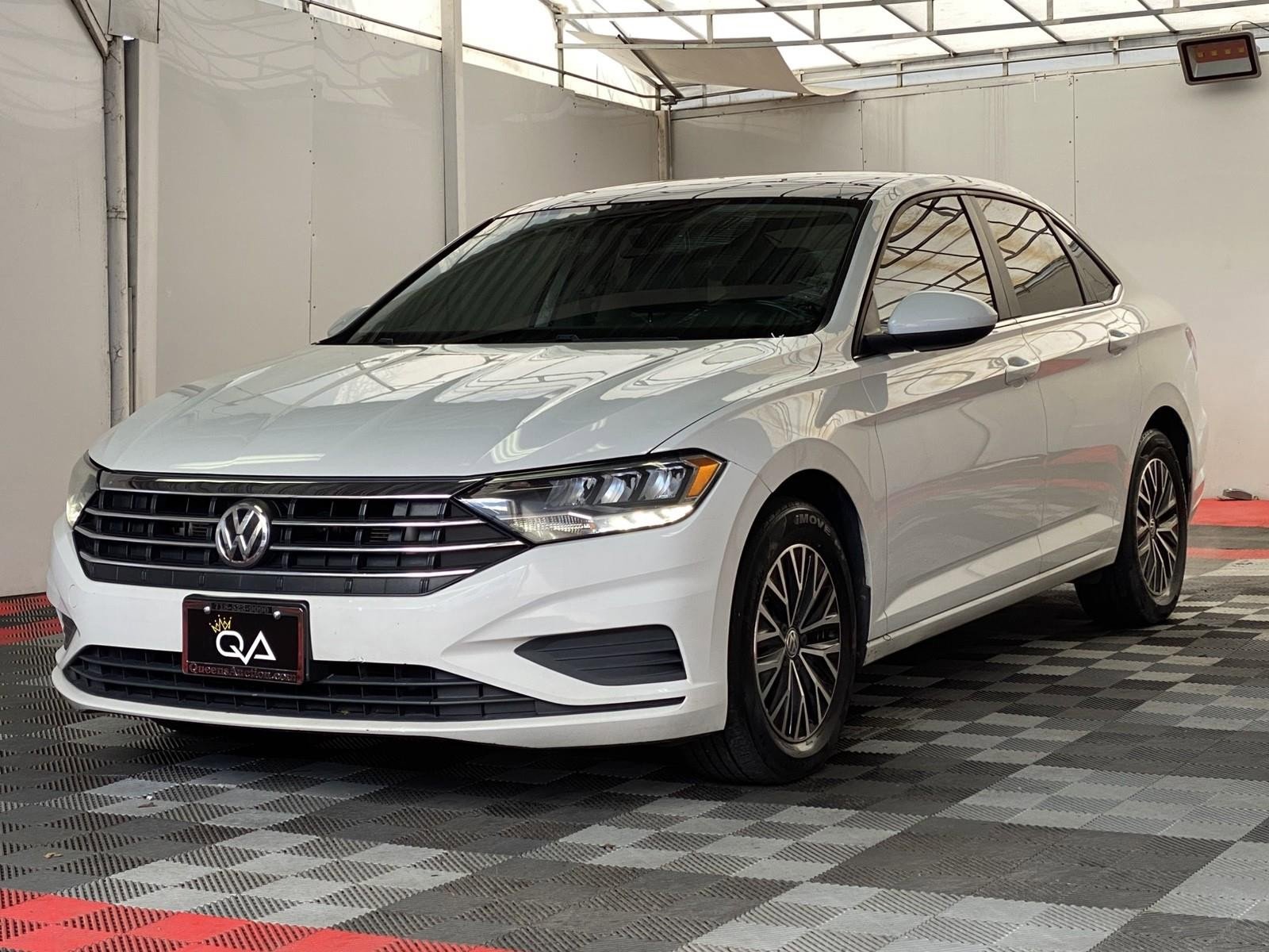 Used 2019 Volkswagen Jetta SE image 3