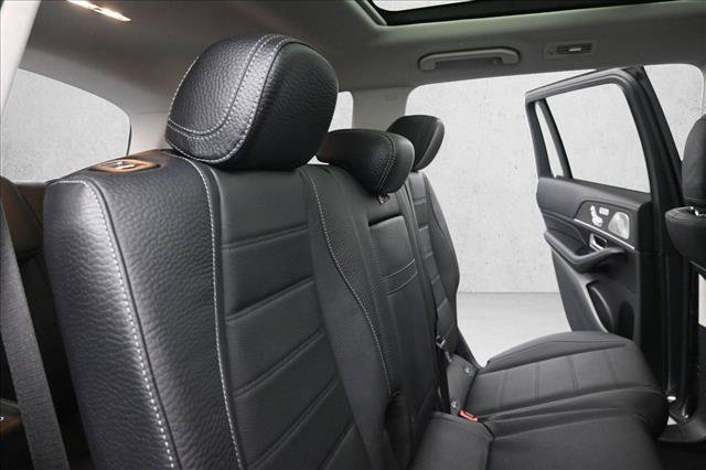 New 2026 Mercedes-Benz GLS 450 4MATIC image 26