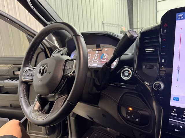 Used 2025 RAM 2500 Limited AWD/4WD image 13