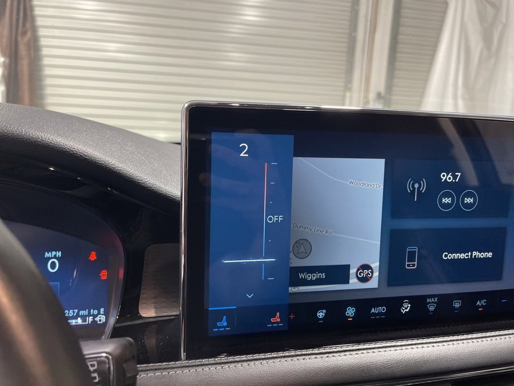 Used 2024 Lincoln Corsair Reserve w/ Equipment Group 201A image 31