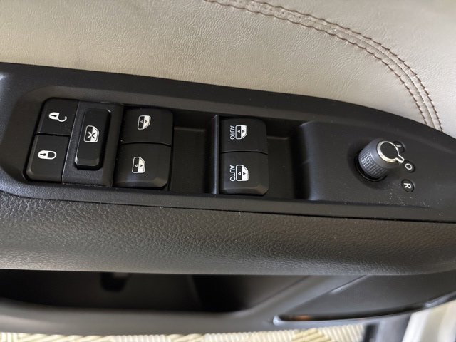 Certified 2024 Jeep Compass Limited image 20