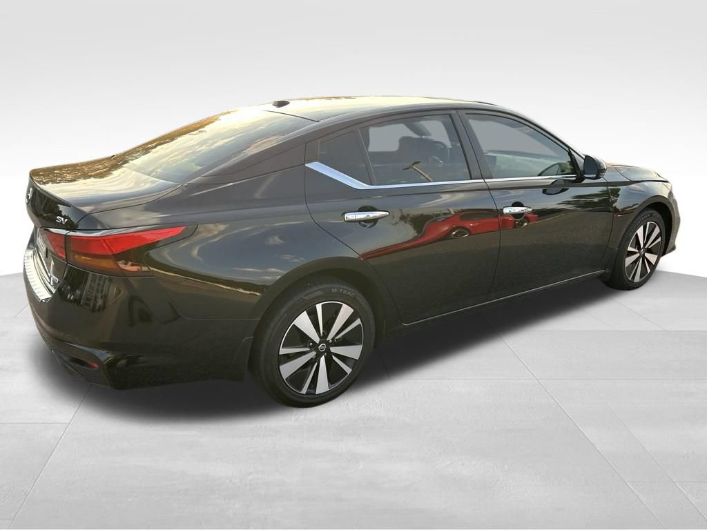 Used 2022 Nissan Altima 2.5 SV w/ SV Premium Package AWD/4WD image 7