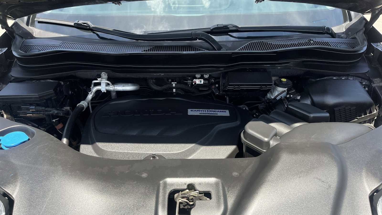 Used 2017 Honda Pilot Touring image 28