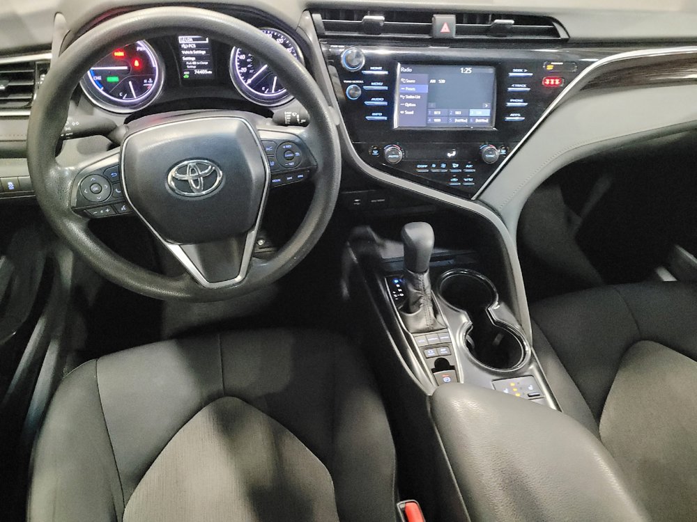 Used 2018 Toyota Camry LE image 22