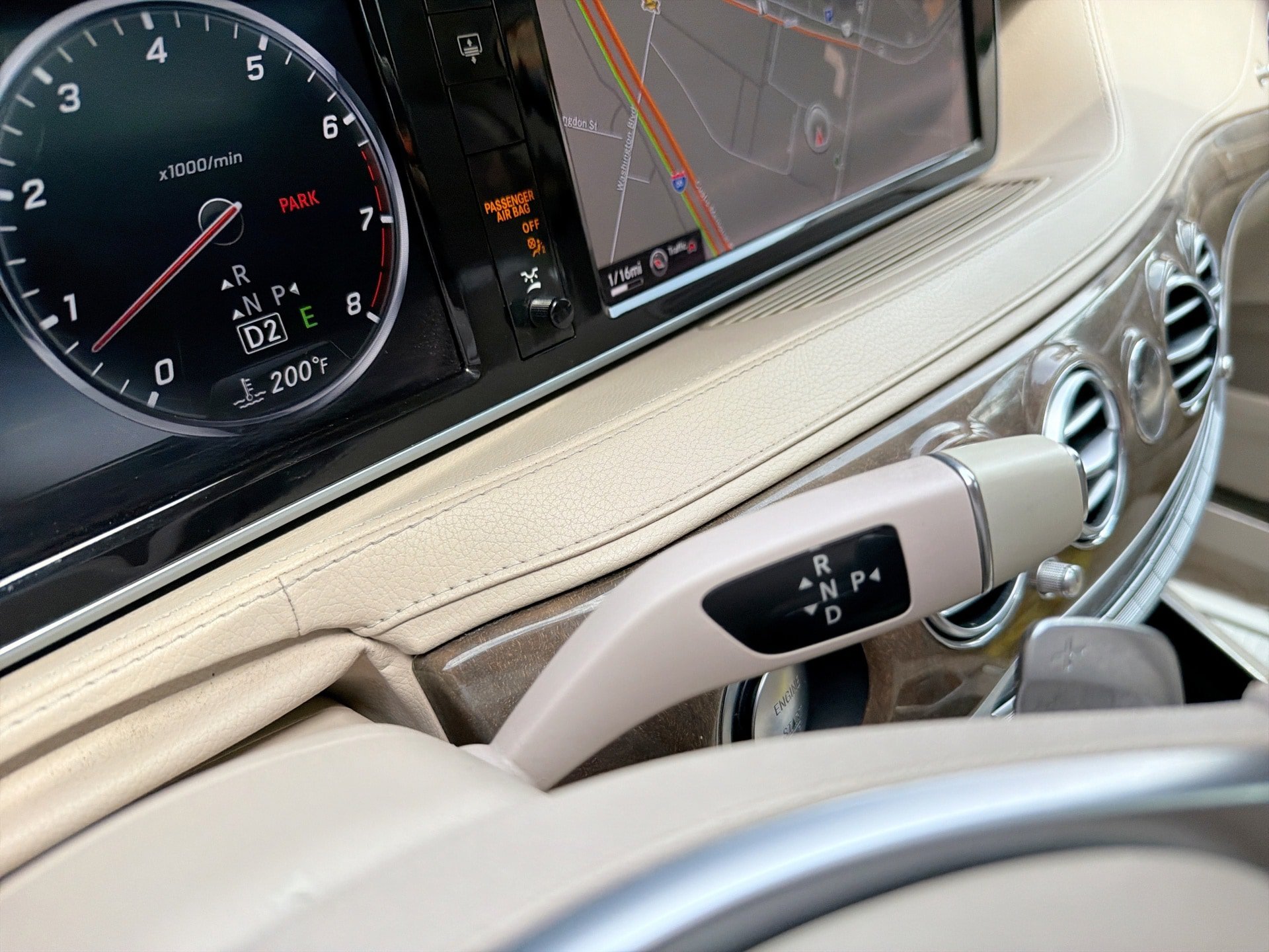Used 2015 Mercedes-Benz S 550 4MATIC Sedan image 23