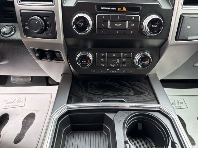 Used 2019 Ford F250 Platinum w/ Platinum Ultimate Package image 23