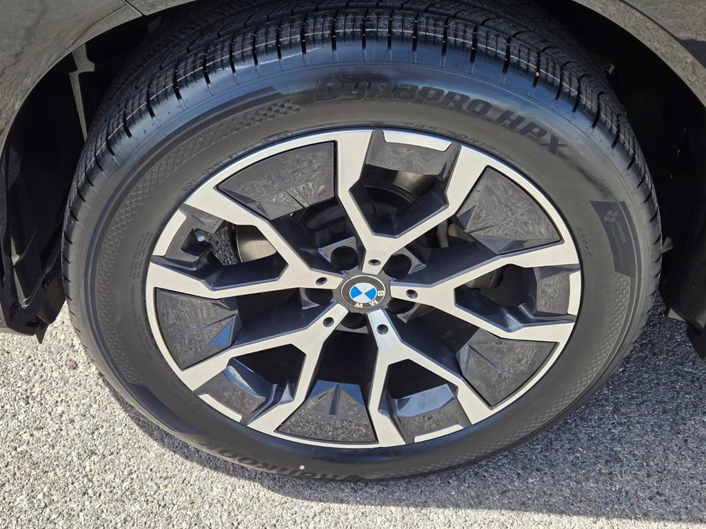 Used 2025 BMW X3 xDrive30i w/ Premium Package image 9