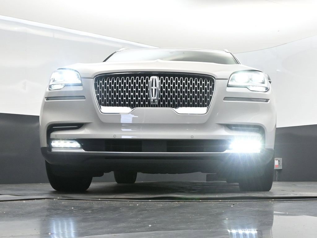 Used 2023 Lincoln Aviator Reserve w/ Equipment Group 201A image 49