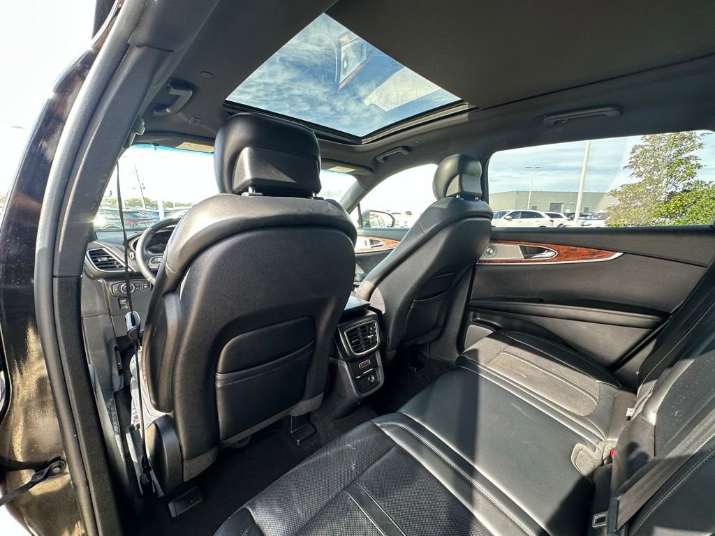 Used 2020 Lincoln Nautilus Reserve w/ Equipment Group 202A image 11