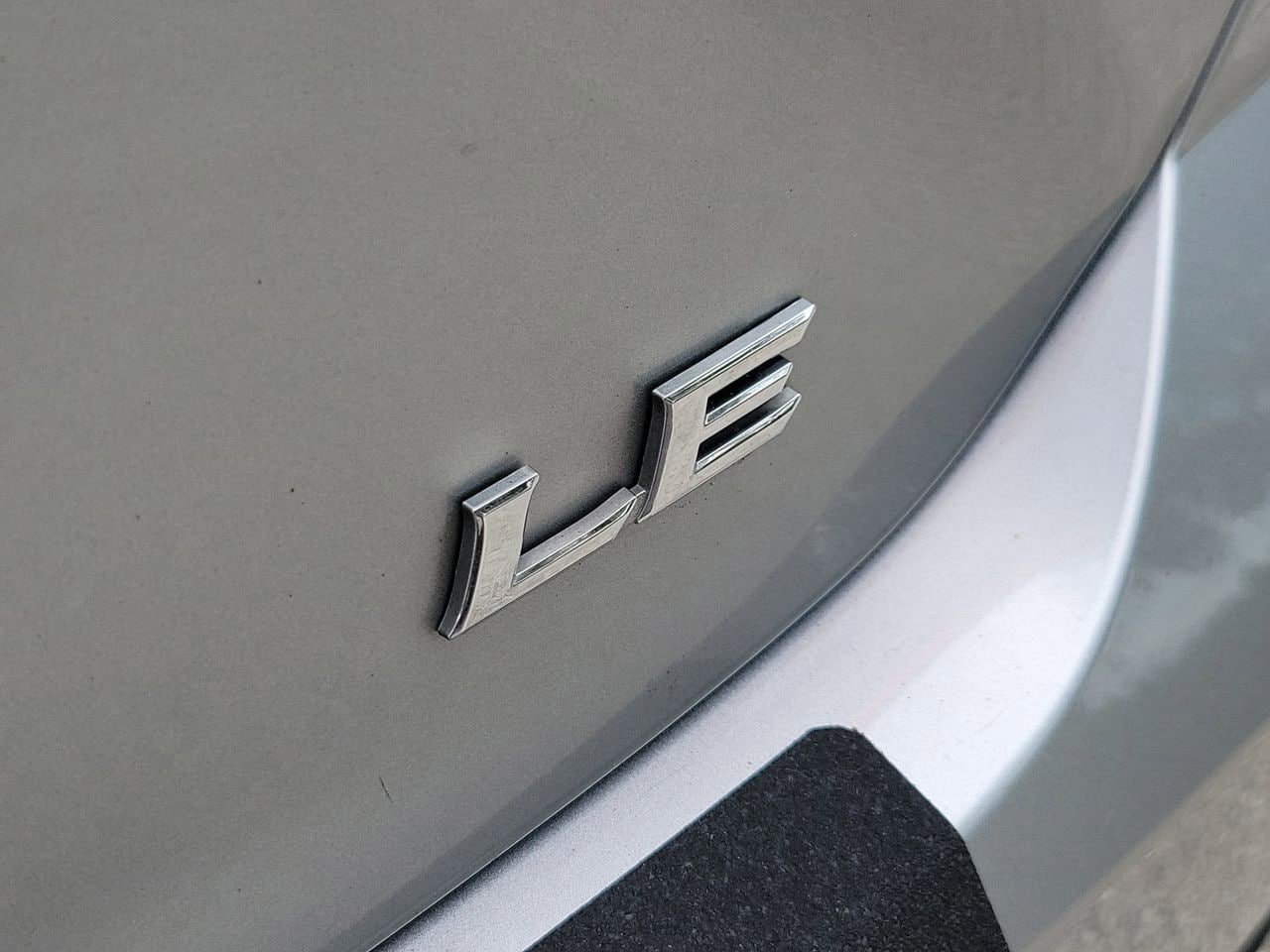 Used 2025 Toyota Camry LE image 7