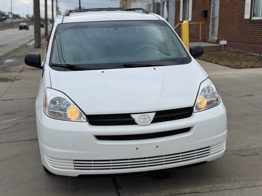 Used 2005 Toyota Sienna LE image 3