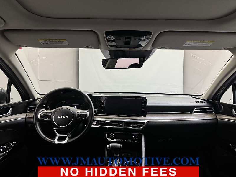 Used 2023 Kia K5 EX image 12