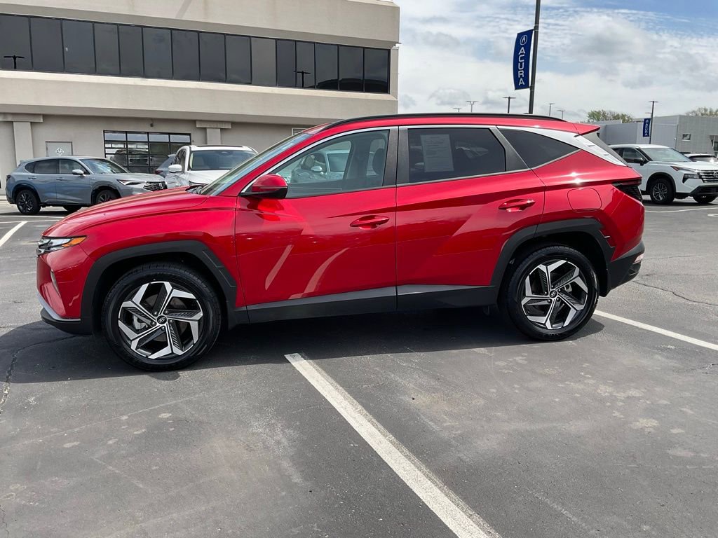 Used 2023 Hyundai Tucson SEL w/ Convenience Package AWD/4WD image 4