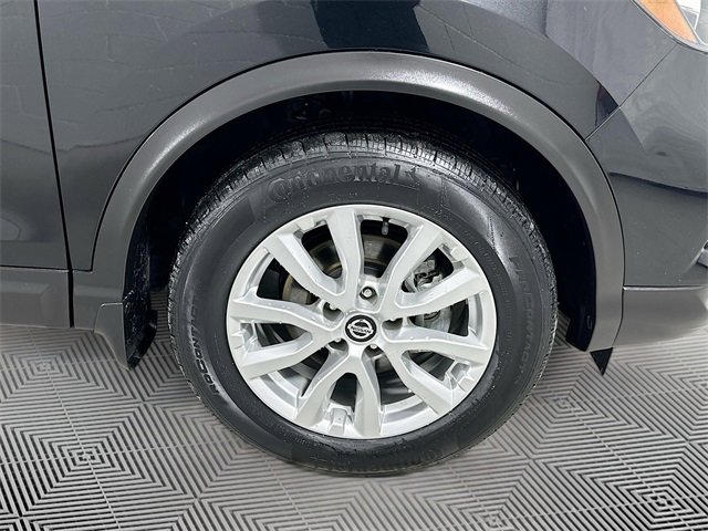 Used 2022 Nissan Rogue Sport SV w/ Technology Package image 24