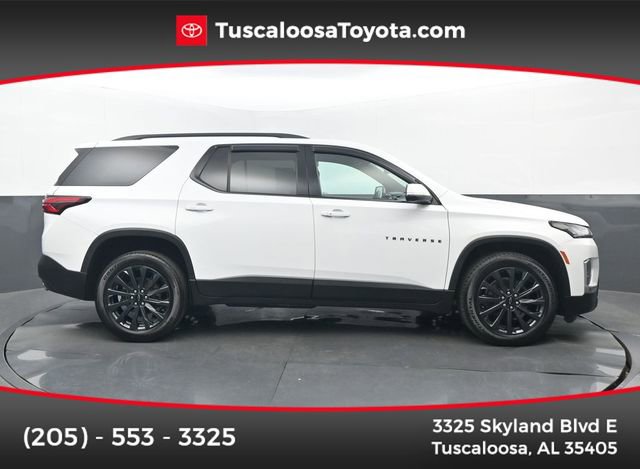 Used 2023 Chevrolet Traverse RS image 1