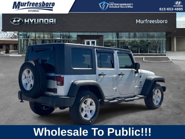 Used 2010 Jeep Wrangler Unlimited Sport AWD/4WD image 6