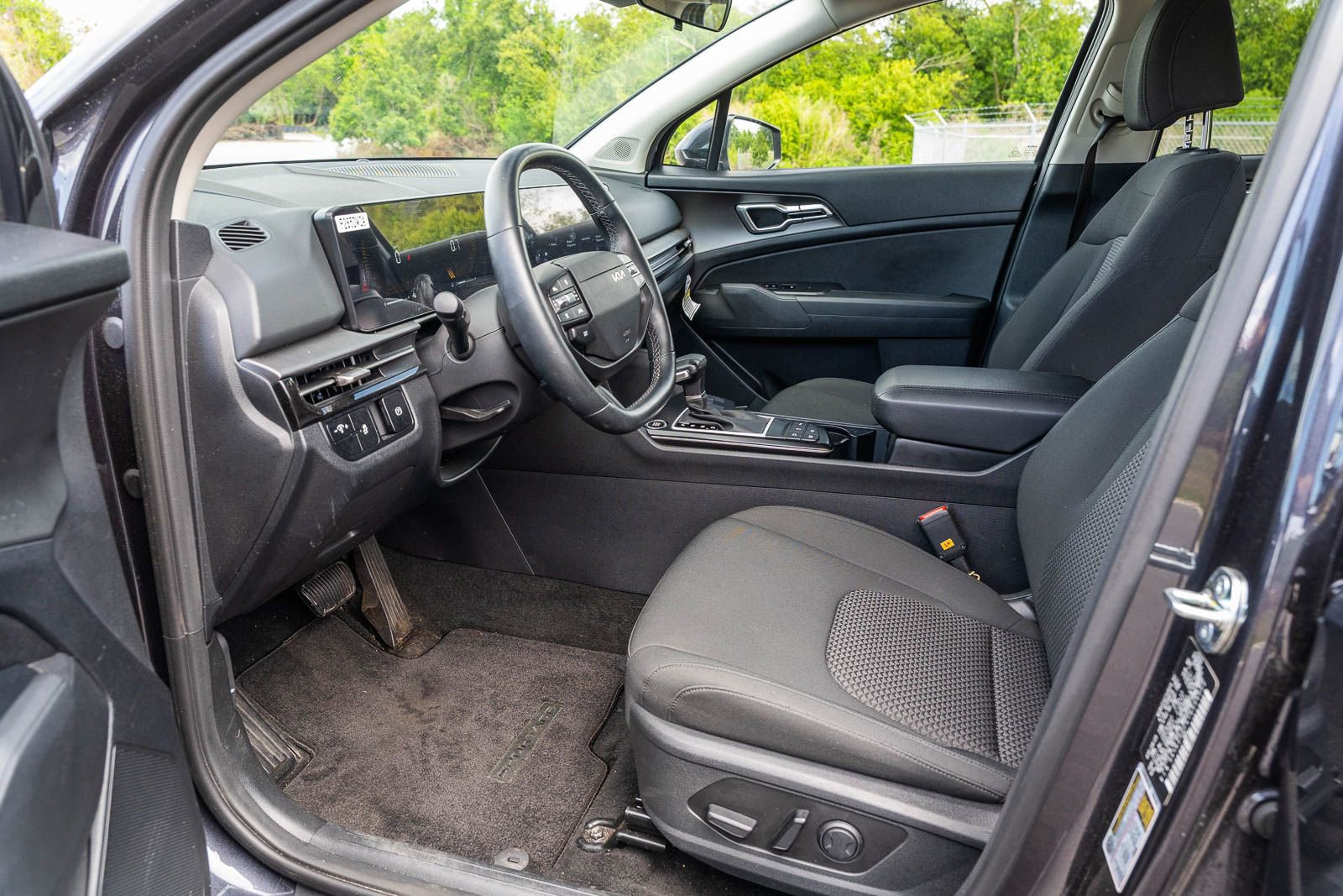 Used 2026 Kia Sportage LX w/ LX Convenience Package FWD image 18