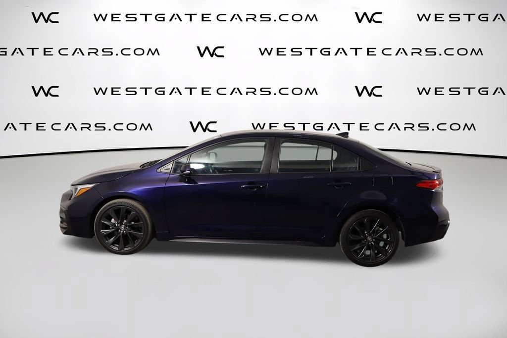 Used 2023 Toyota Corolla SE FWD image 5