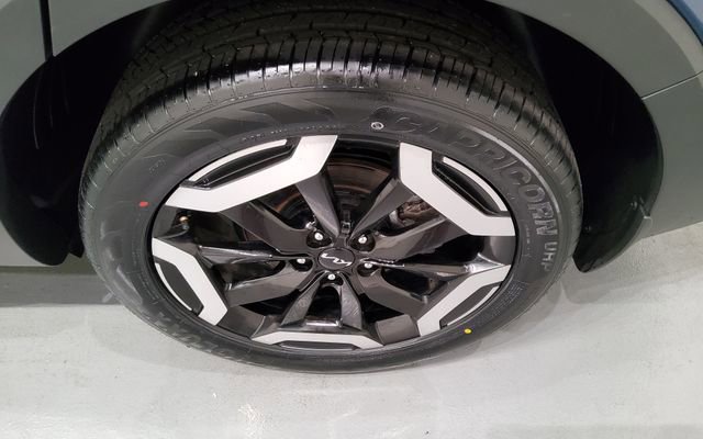 Used 2024 Kia Telluride S w/ S Sunroof Package AWD/4WD image 37