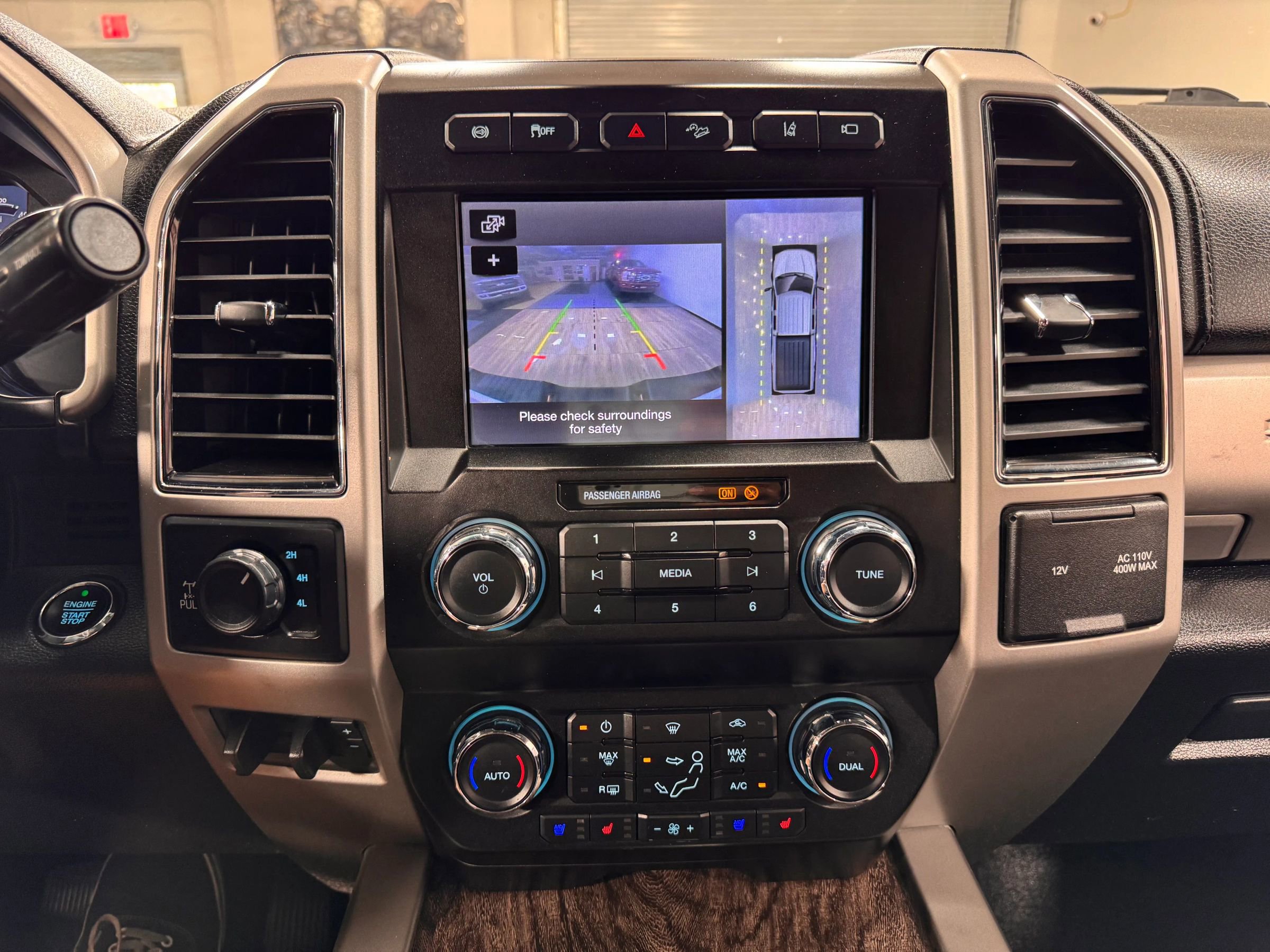 Used 2019 Ford F350 Lariat w/ Lariat Ultimate Package image 22
