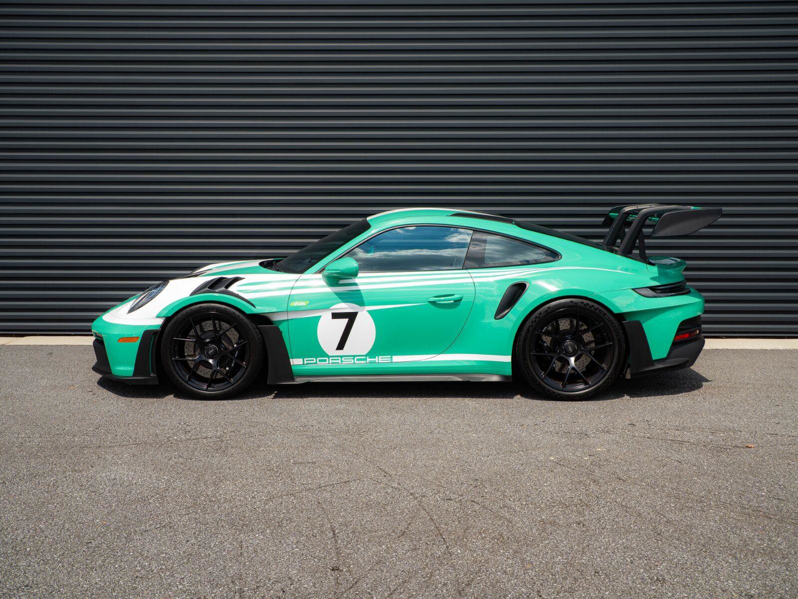 Used 2023 Porsche 911 GT3 RS w/ Weissach Package RWD image 2