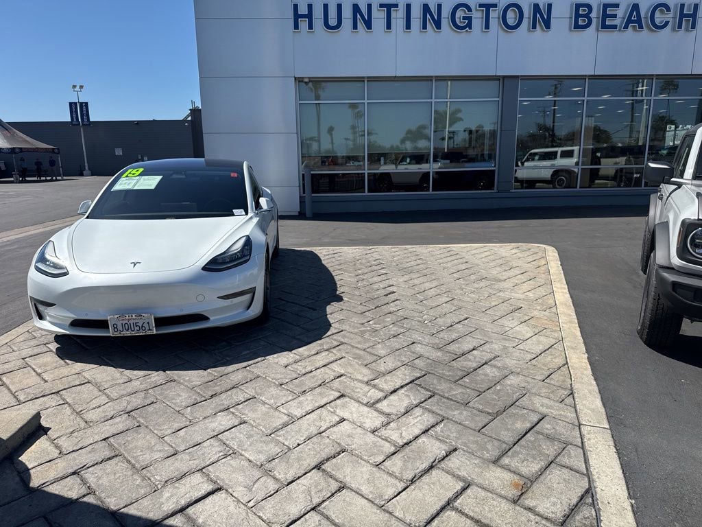 Used 2019 Tesla Model 3 image 18