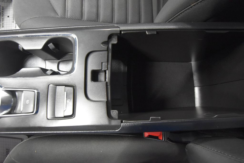 Used 2019 Ford Fusion SE image 21