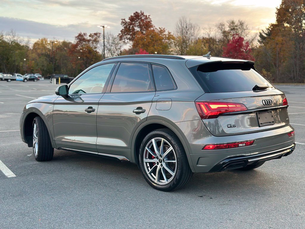 Used 2024 Audi Q5 e Premium Plus AWD/4WD image 4