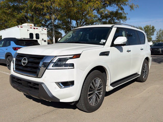 Used 2024 Nissan Armada SL w/ Captain's Chairs Package AWD/4WD image 2