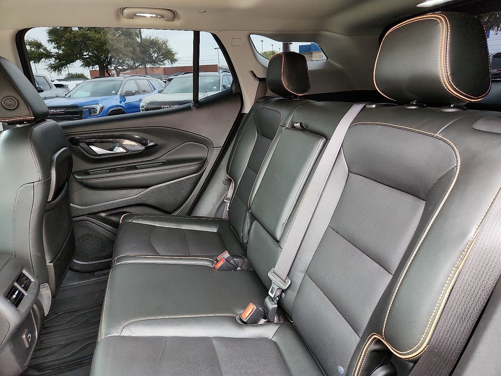 Used 2022 GMC Terrain AT4 w/ Tech Package image 11