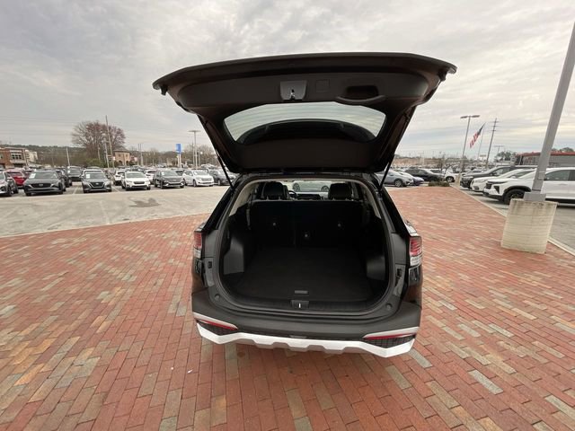 Used 2025 Kia Sportage EX image 32