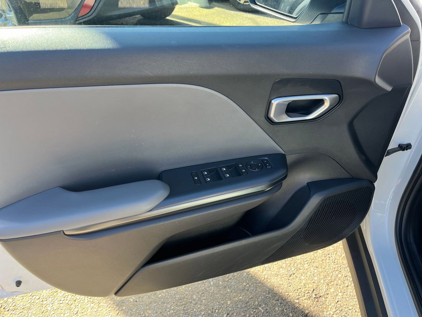 Used 2025 Kia K4 FWD image 18