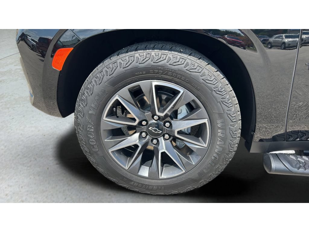 Certified 2023 Chevrolet Tahoe Z71 w/ Off-Road Capability Package AWD/4WD image 35