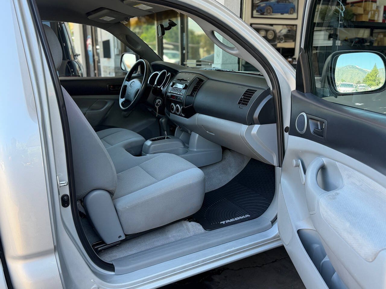 Used 2008 Toyota Tacoma 2WD Regular Cab image 29