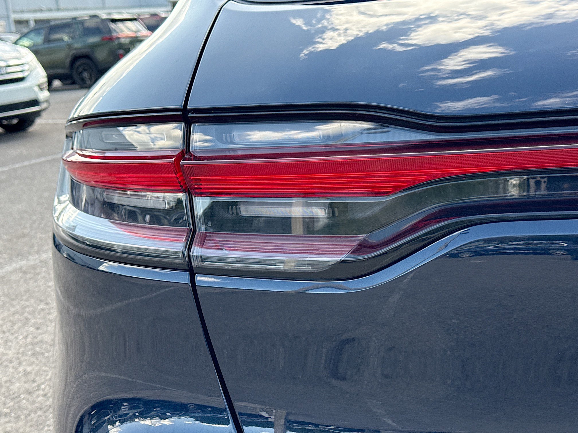 Used 2022 Porsche Macan S image 10