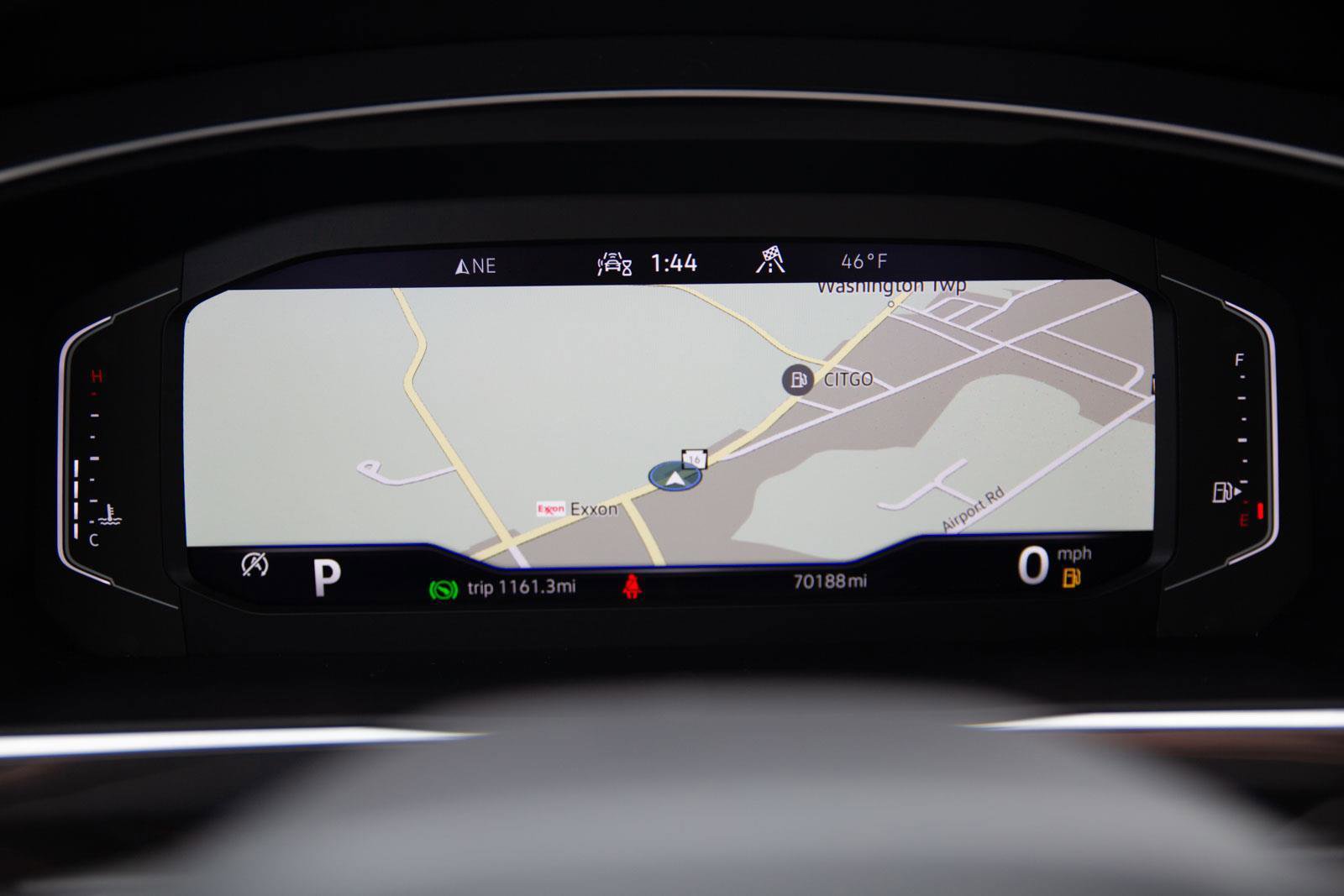 Used 2022 Volkswagen Tiguan SEL R-Line image 12