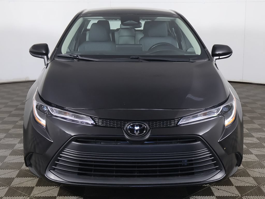 Used 2025 Toyota Corolla LE FWD image 8