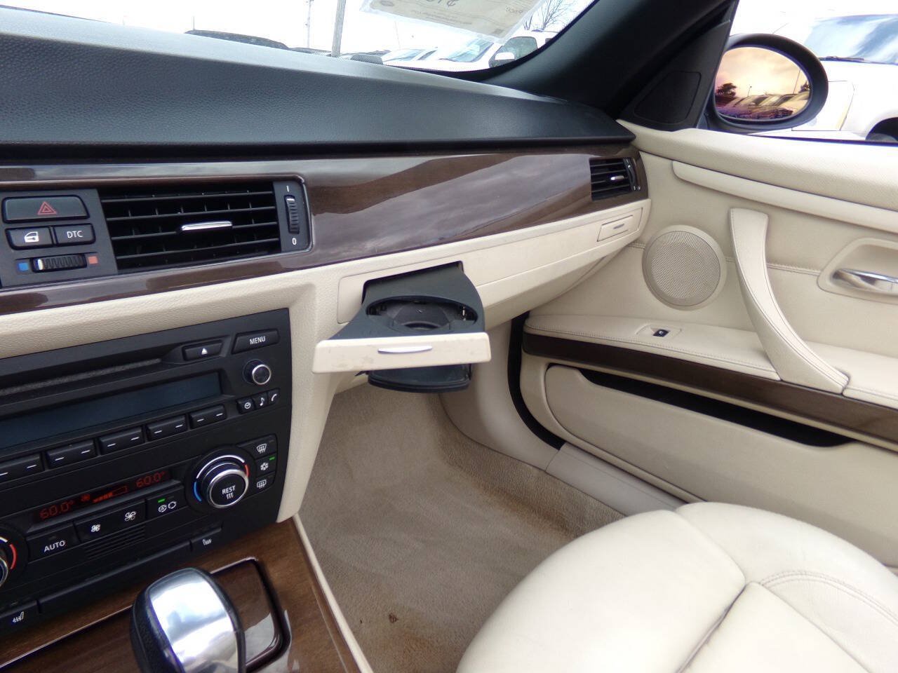 Used 2009 BMW 328i Convertible RWD image 18