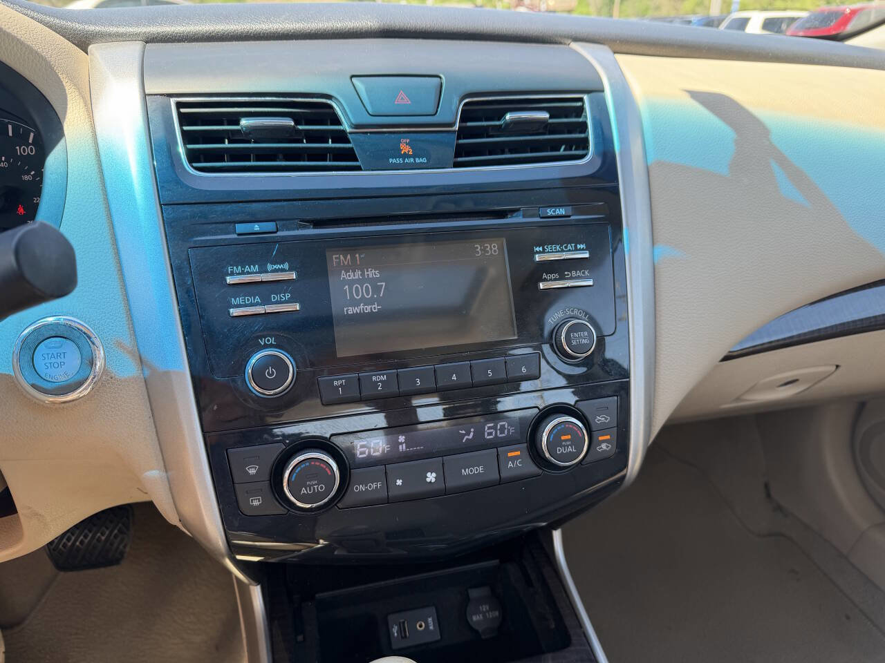 Used 2014 Nissan Altima 2.5 SL w/ Moonroof Package FWD image 25