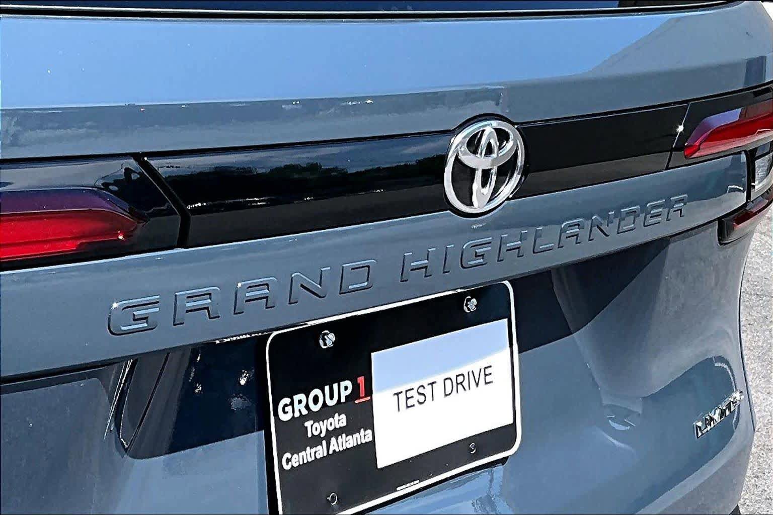 Certified 2026 Toyota Grand Highlander AWD image 31