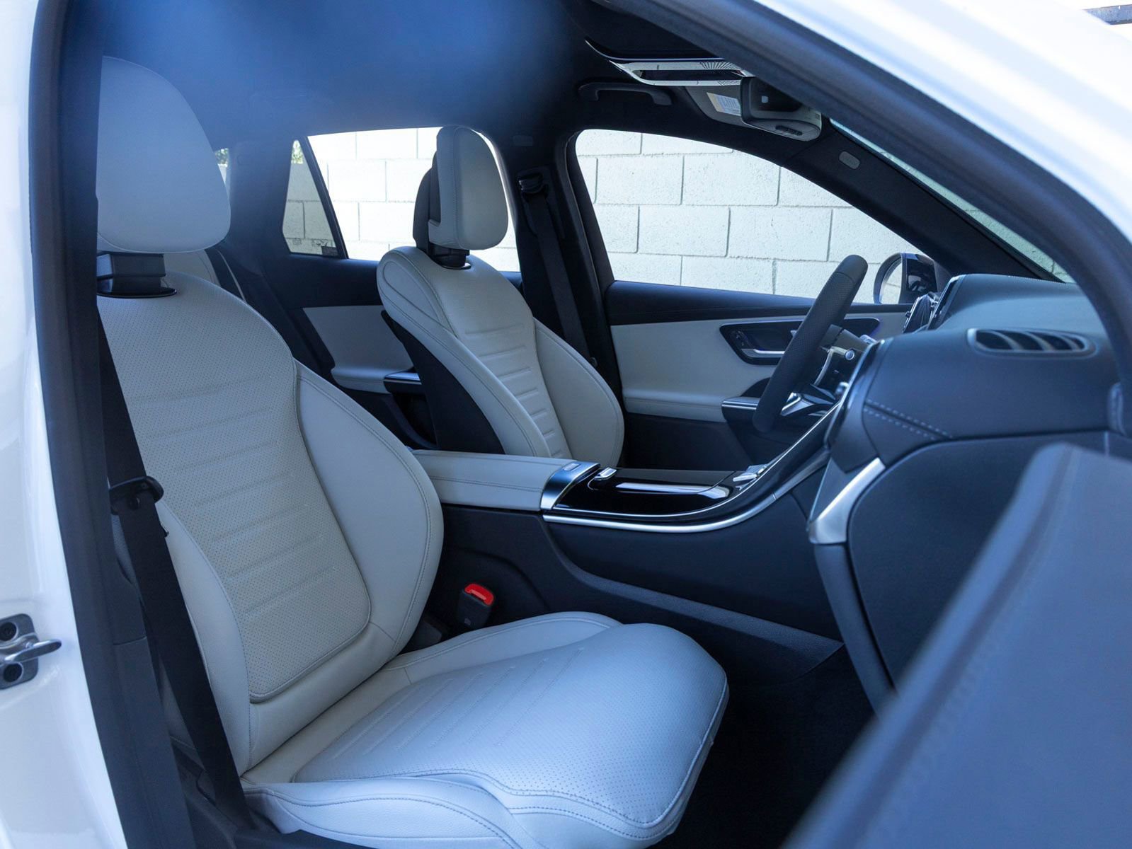 New 2026 Mercedes-Benz GLC 300 image 27